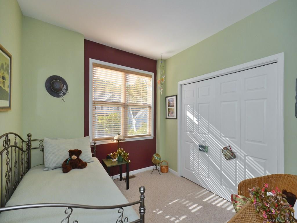 115 Woodcreek Circle - Photo 5