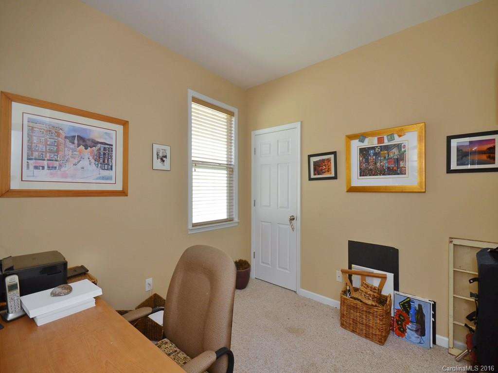 115 Woodcreek Circle - Photo 6