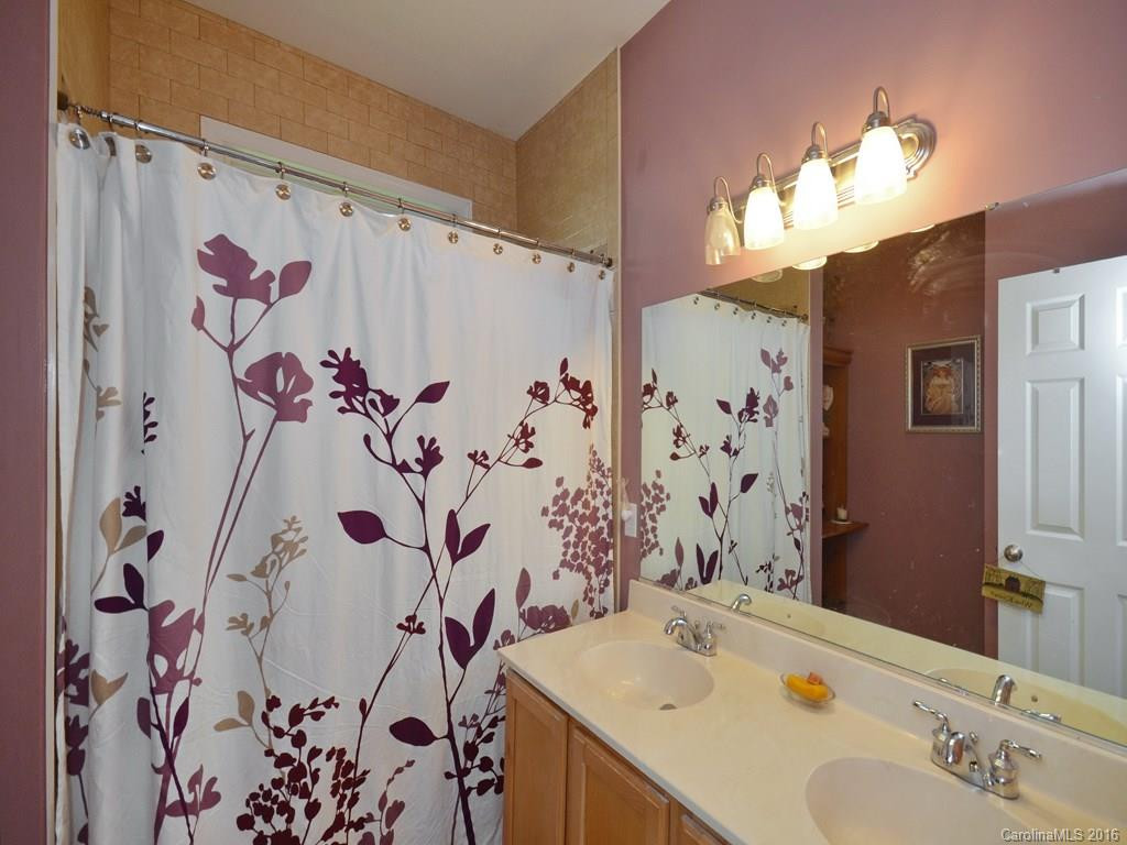 115 Woodcreek Circle - Photo 9