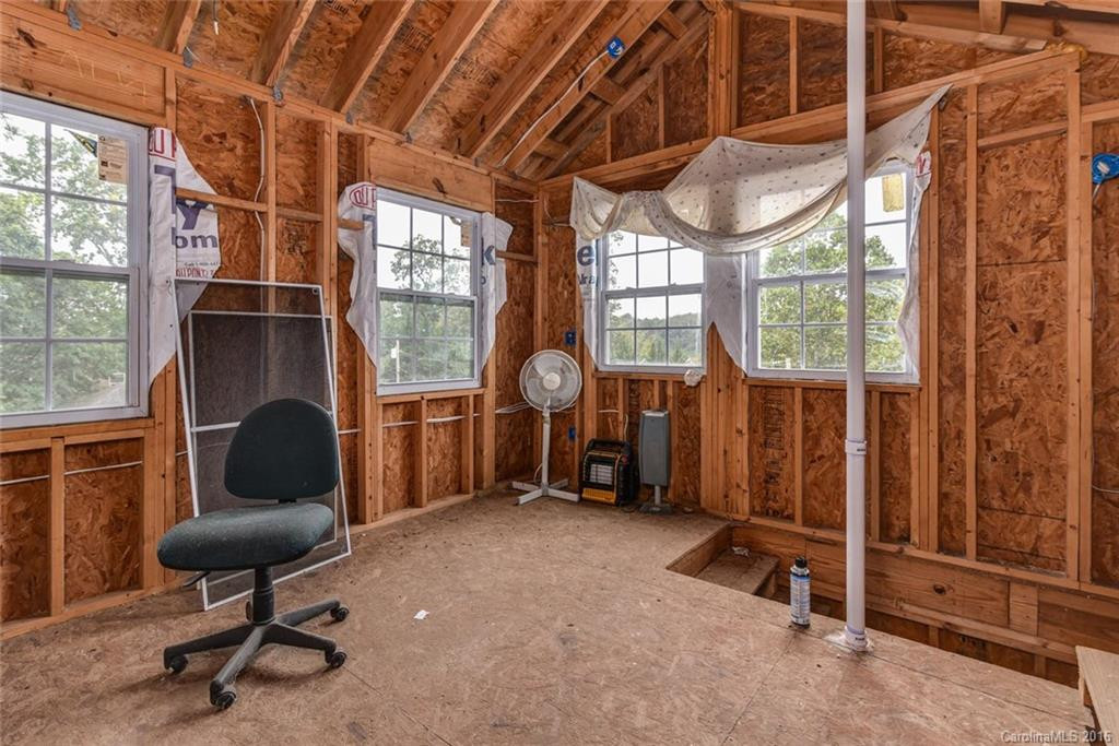 152 Bartlett Street - Photo 14