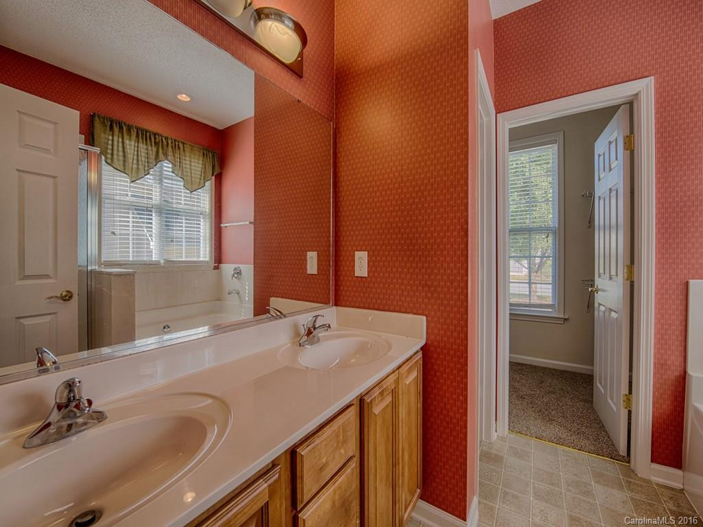 150 Cottage Ridge Road - Photo 15