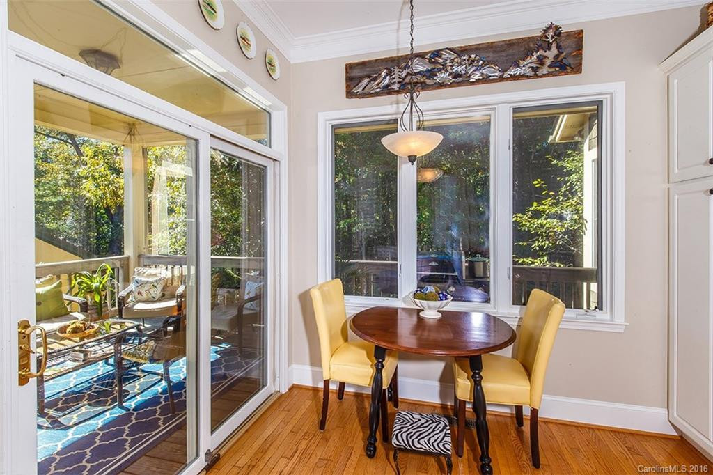 145 Meadow View Road - Photo 8