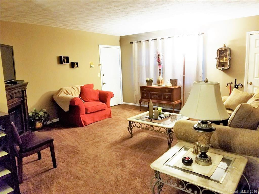102 Falling Waters Road #1 - Photo 2