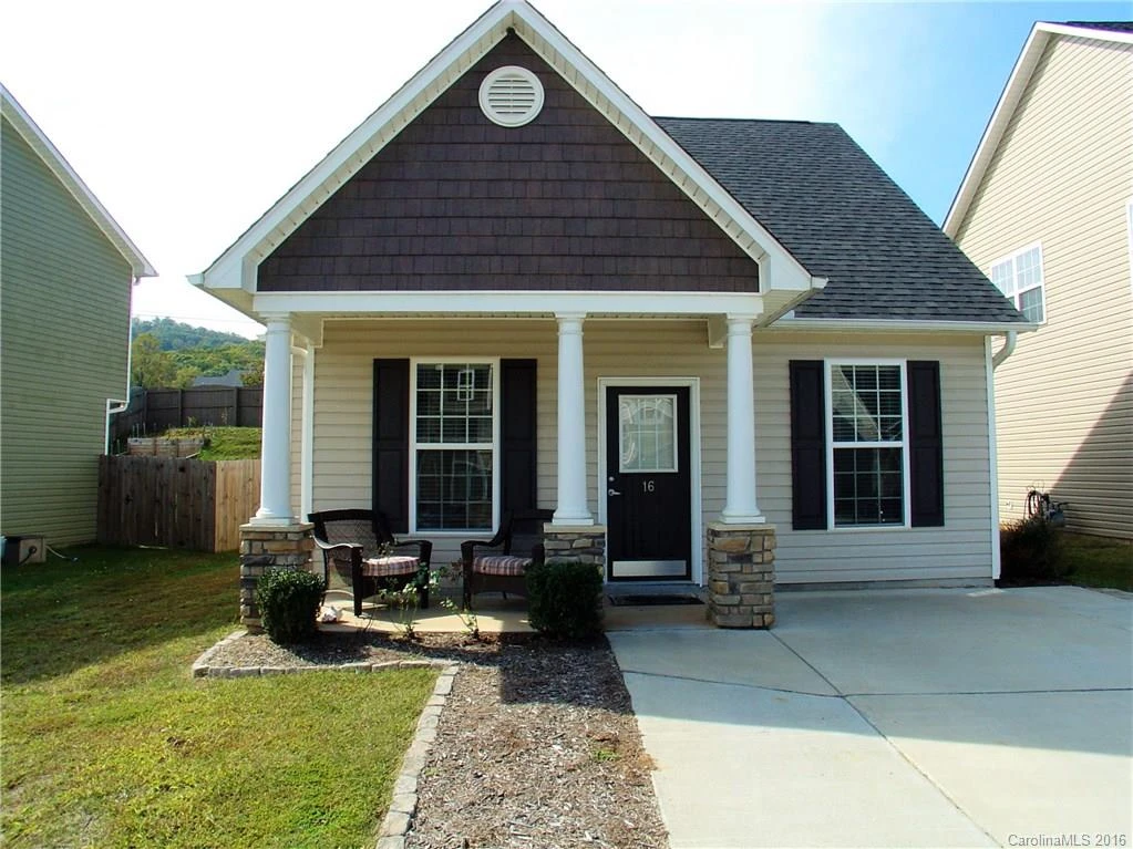 16 Daphne Drive