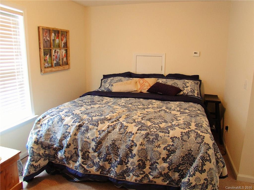 16 Daphne Drive - Photo 15
