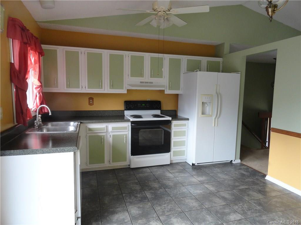 21 Apple Blossom Lane - Photo 3