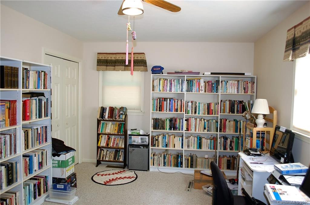 1044 Blanton Street - Photo 16