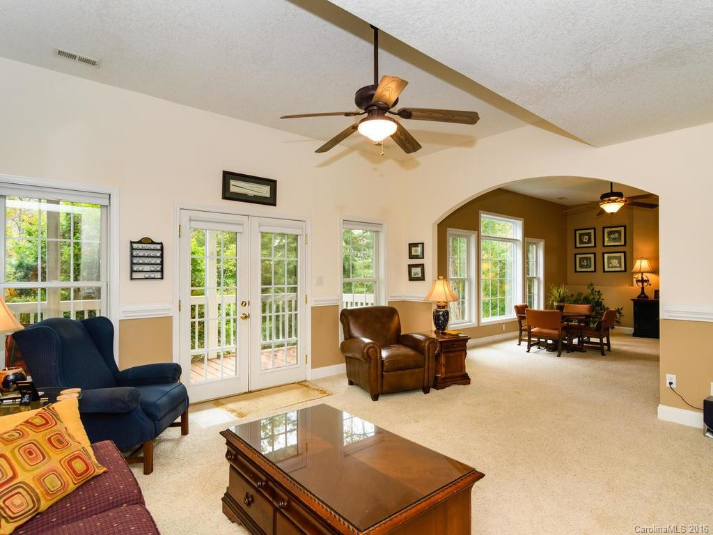 78 Hillcrest Drive - Photo 14
