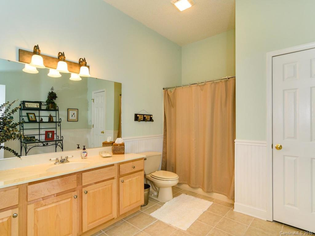 78 Hillcrest Drive - Photo 17