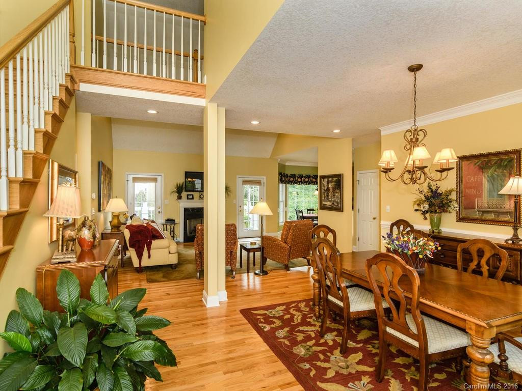 78 Hillcrest Drive - Photo 6