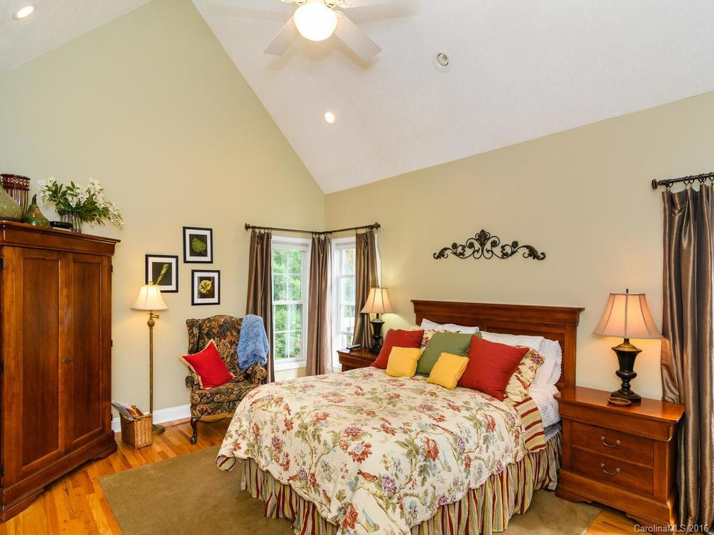78 Hillcrest Drive - Photo 9