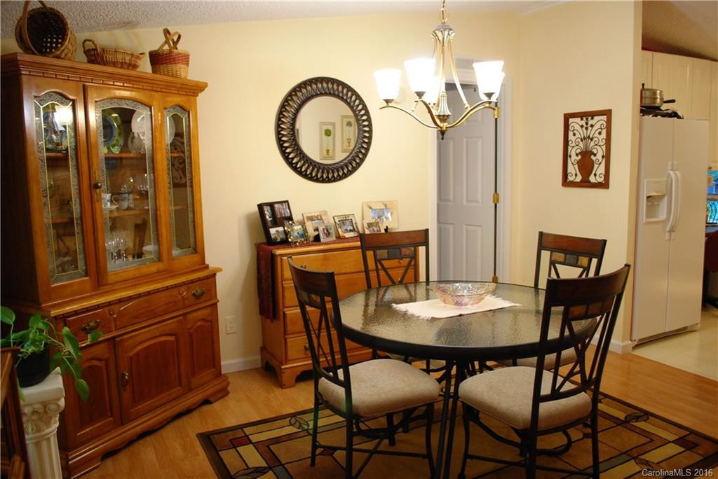 140 Clear Crossing Lane - Photo 10