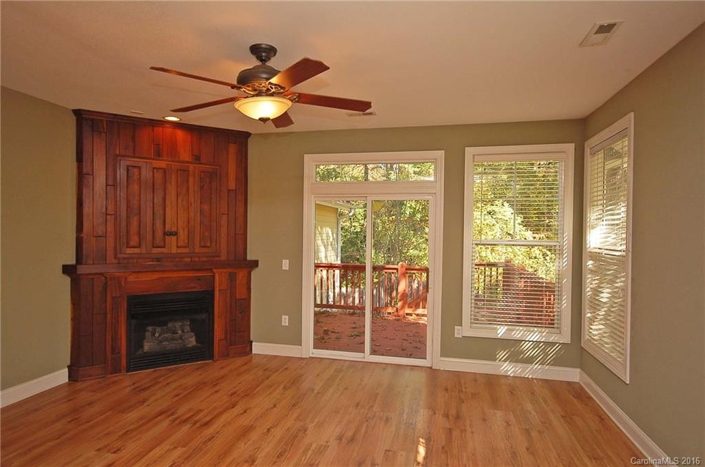 11 Town Circle - Photo 12