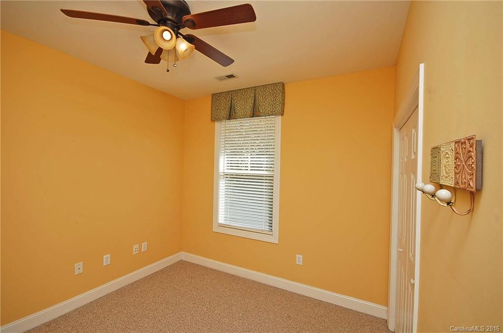 11 Town Circle - Photo 21