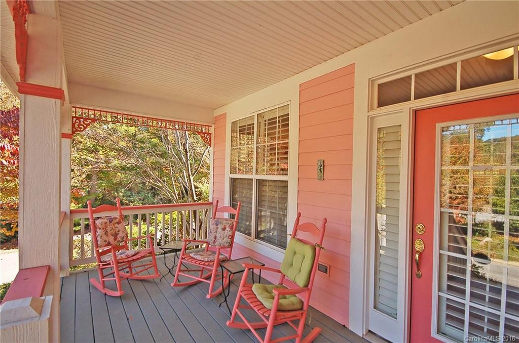 140 Village Green Way #31-33 - Photo 2