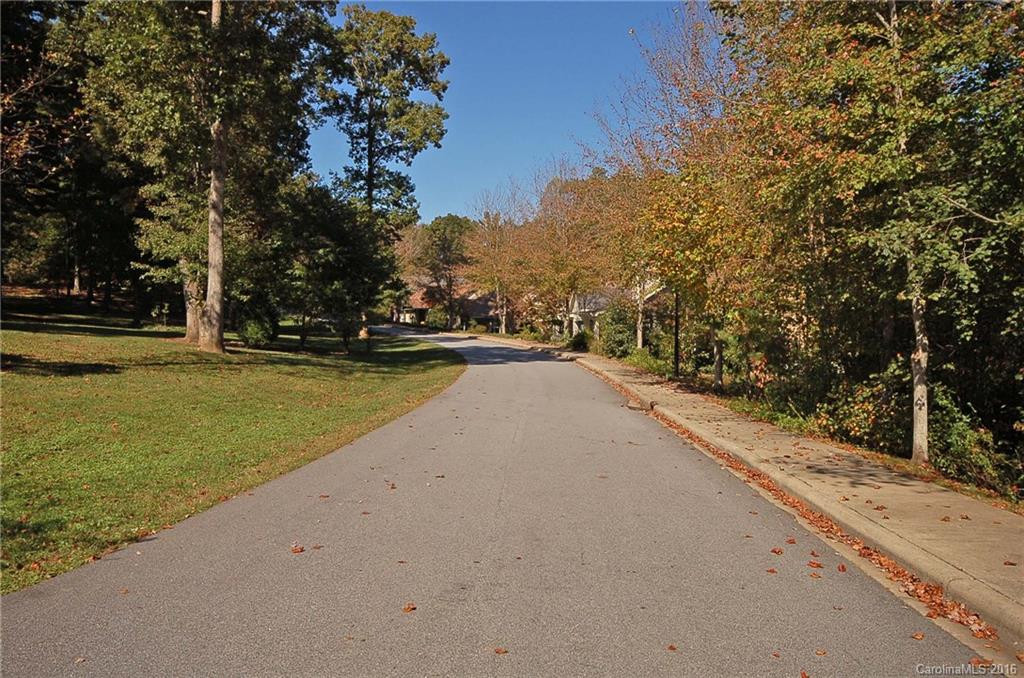 140 Village Green Way #31-33 - Photo 22