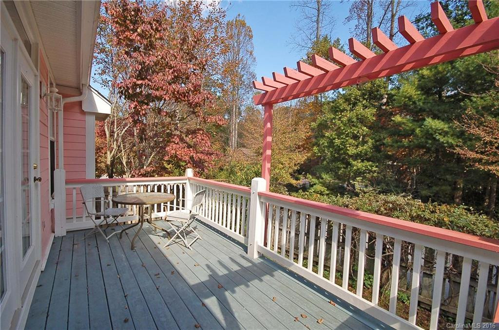 140 Village Green Way #31-33 - Photo 4