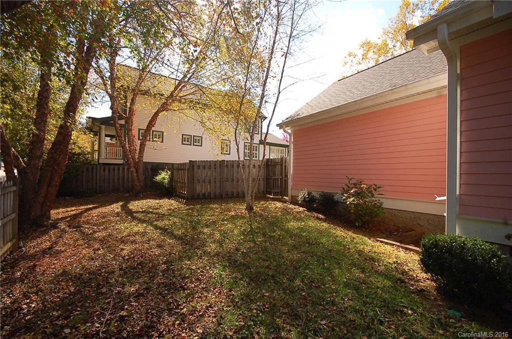 140 Village Green Way #31-33 - Photo 7
