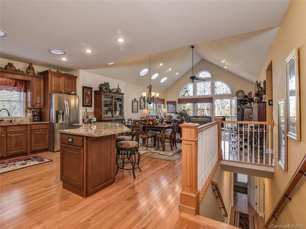 144 Carriage Summit Way - Photo 4