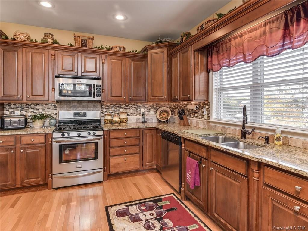 144 Carriage Summit Way - Photo 6