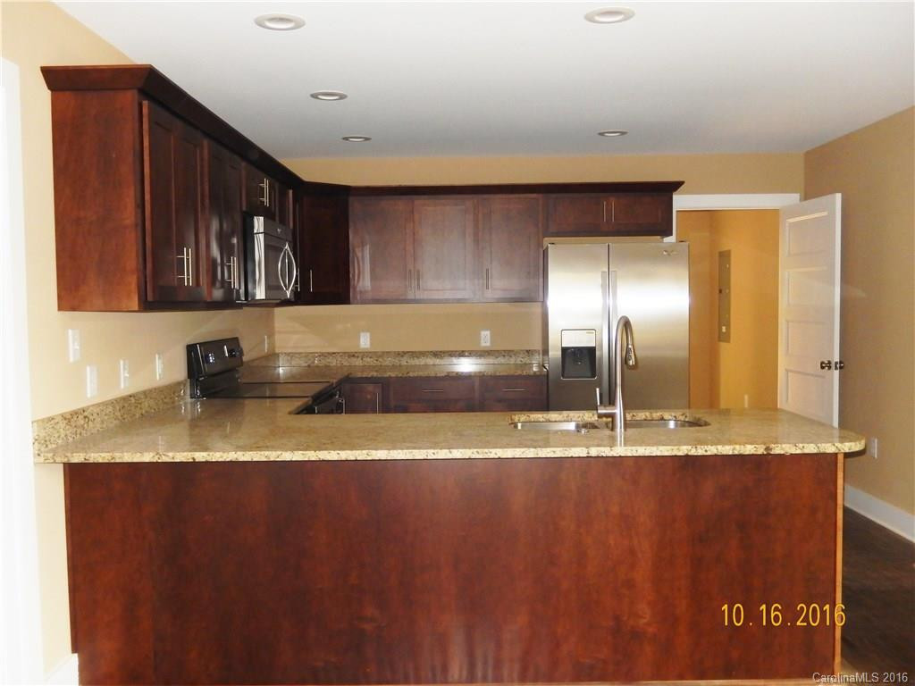 983 Bee Tree Road - Photo 5