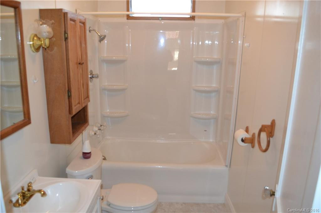 24 Laurel Avenue - Photo 8