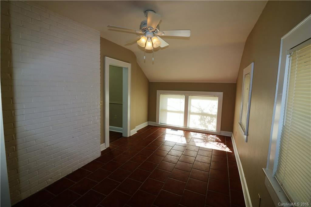 1503 Orleans Avenue - Photo 6