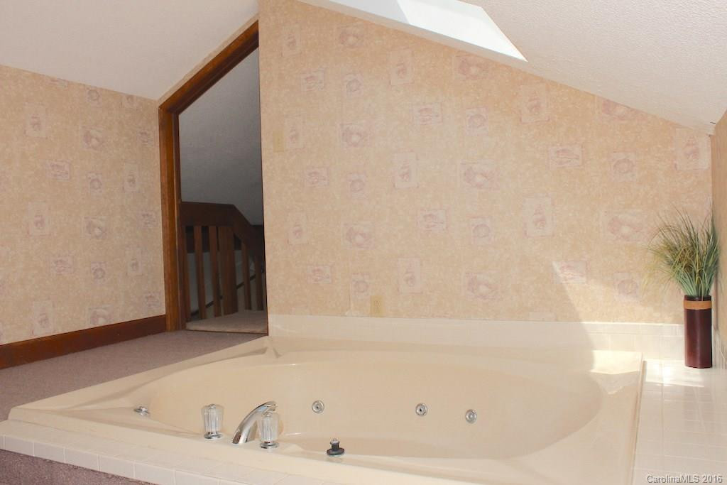 180 Kings Grant Drive #301,302,303 - Photo 11