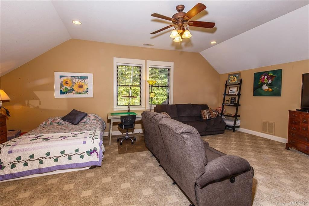 78 Bruce Circle - Photo 15