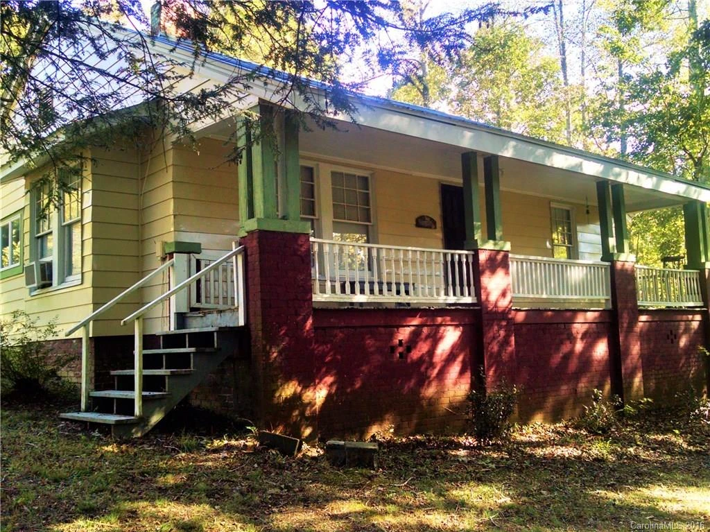 17 Old Zirconia Road