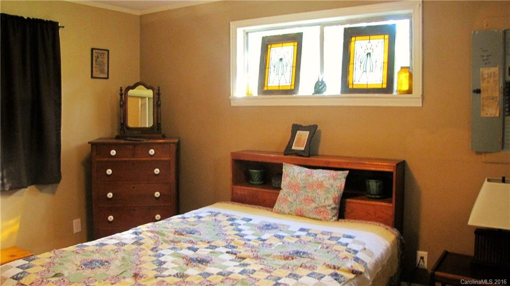 17 Old Zirconia Road - Photo 11