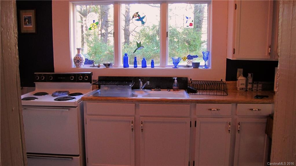 17 Old Zirconia Road - Photo 6