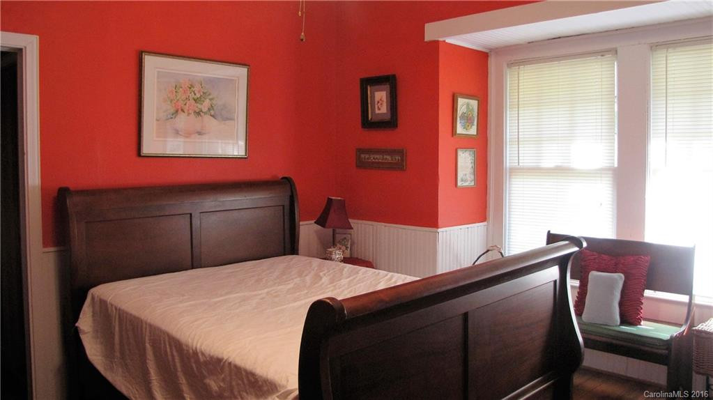 17 Old Zirconia Road - Photo 10