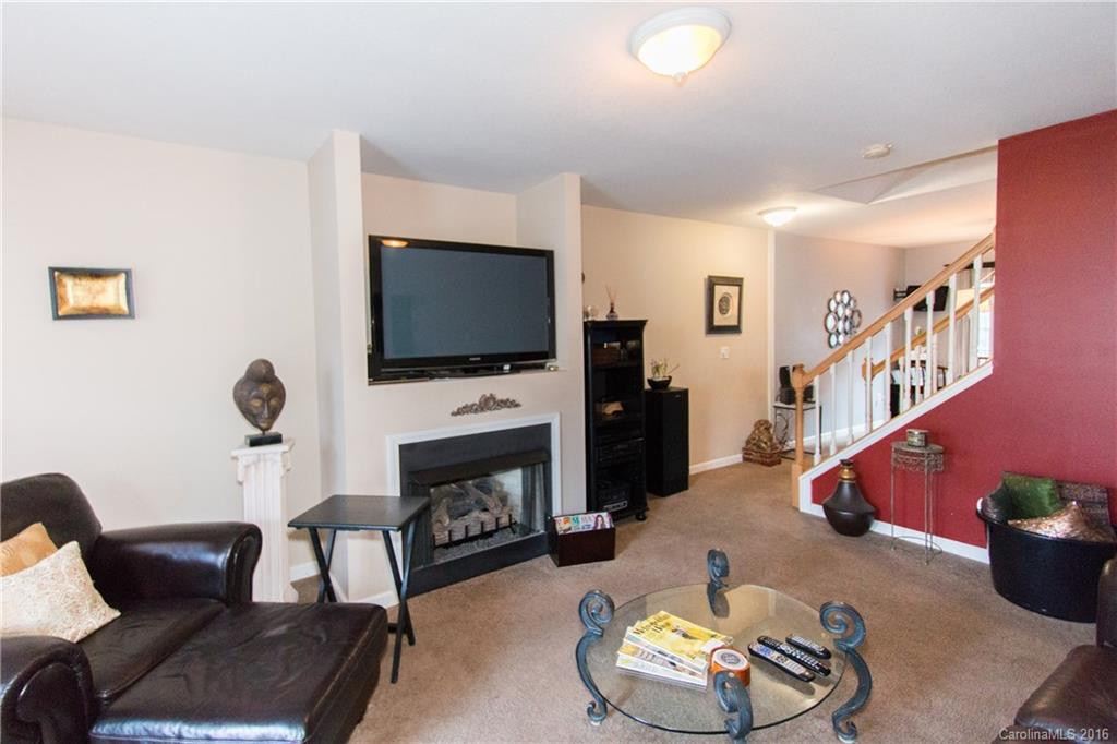 71 Lanceford Circle #160 - Photo 2
