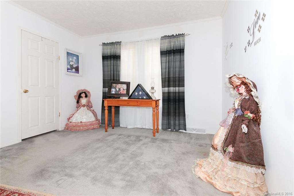 24 Danielle Drive - Photo 17