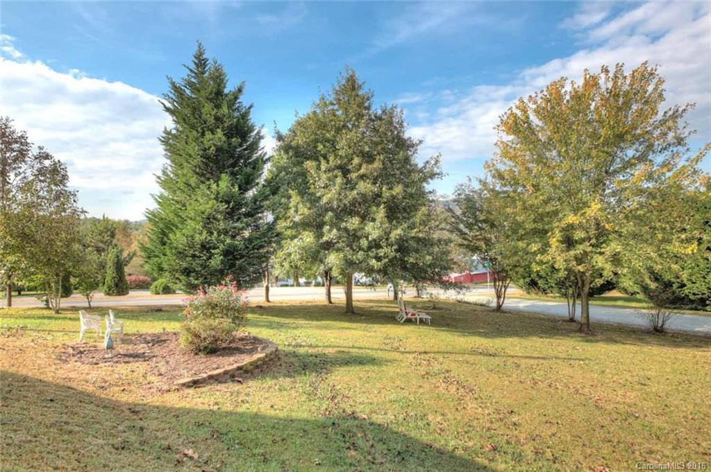 24 Danielle Drive - Photo 4