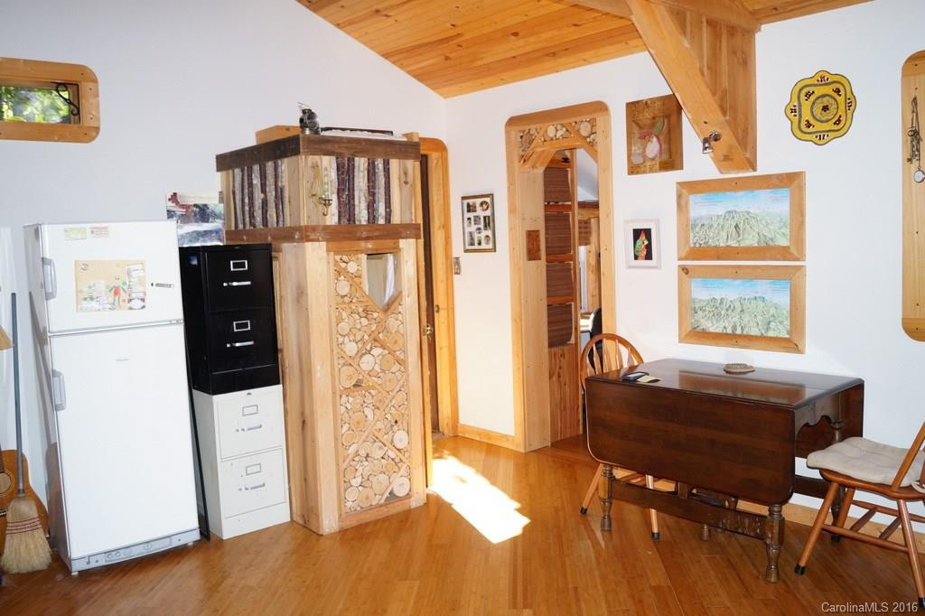 253 Herbert Road - Photo 5