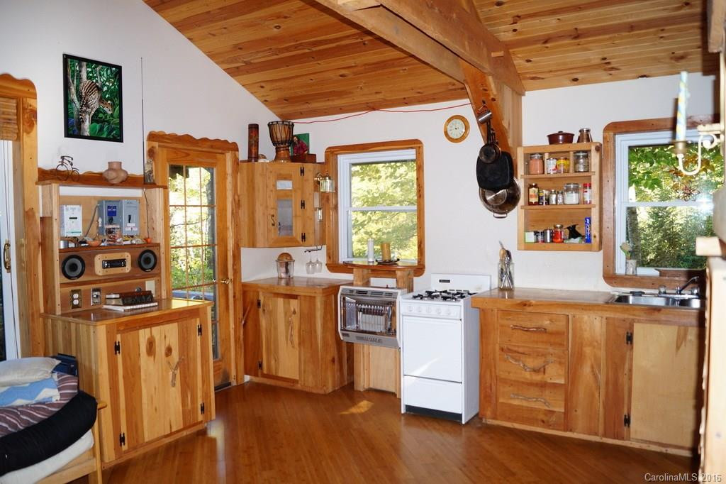 253 Herbert Road - Photo 9