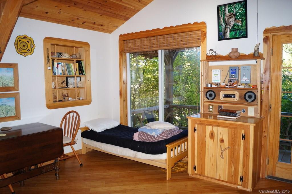 253 Herbert Road - Photo 10
