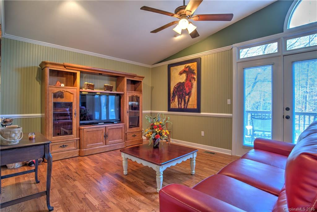 1801 Riverview Court #1 - Photo 8