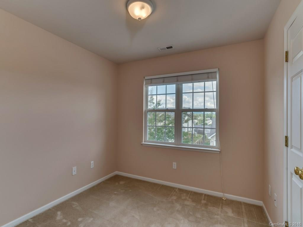 254 Farington Circle #254 - Photo 14