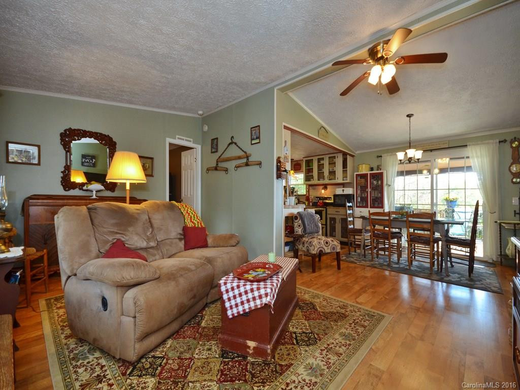 580 Piney Knob Road - Photo 7