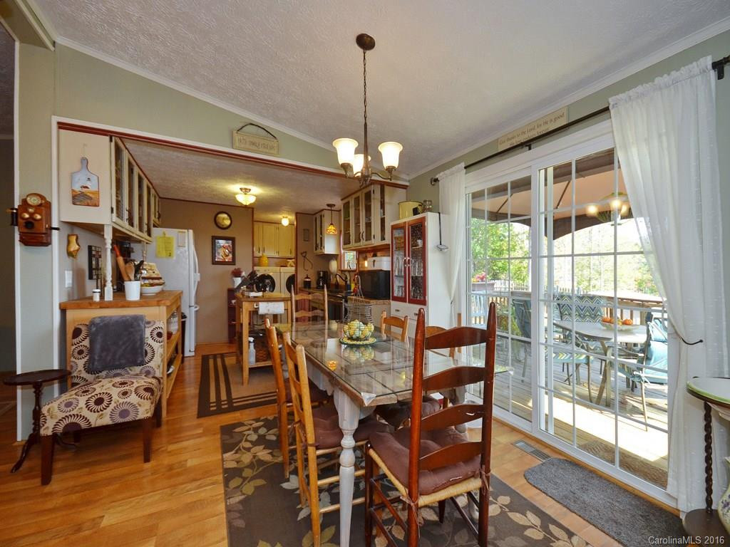 580 Piney Knob Road - Photo 8