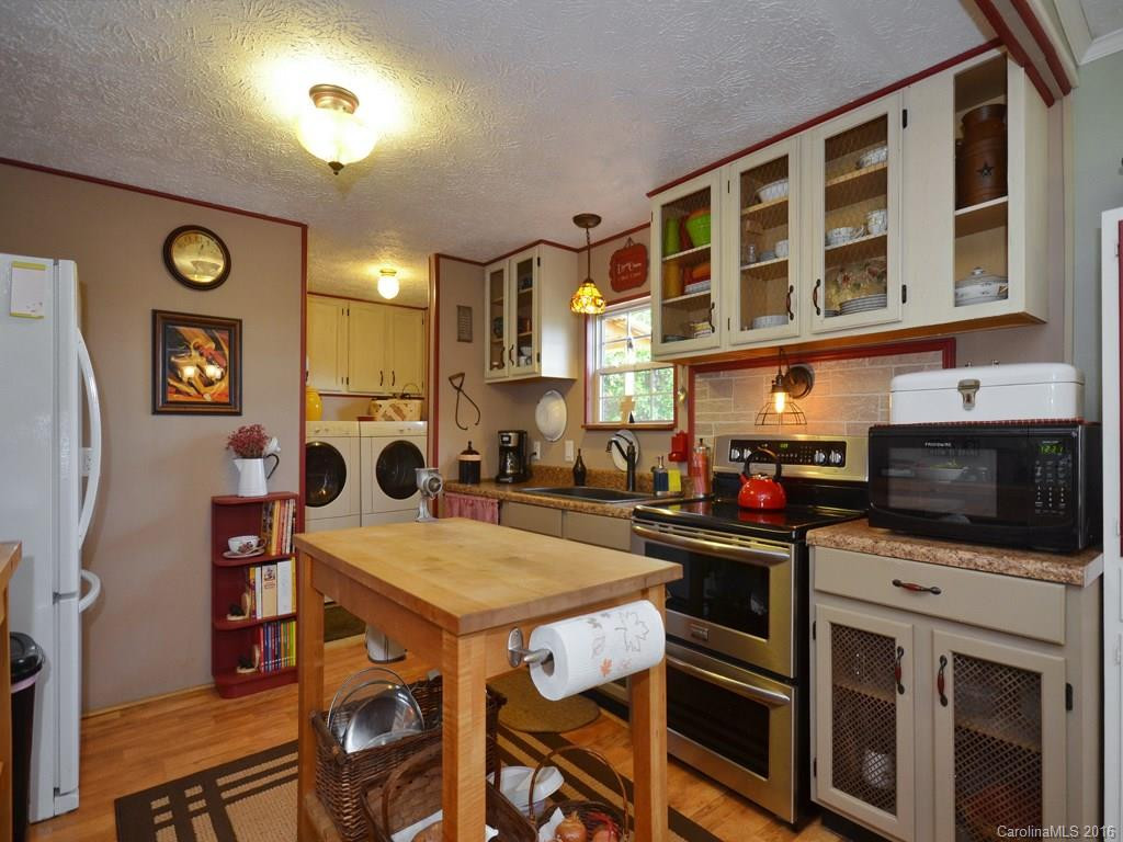 580 Piney Knob Road - Photo 9