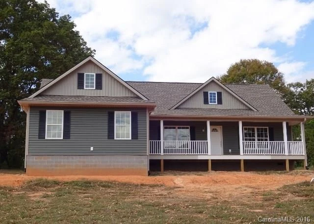 48 River Breeze Lane