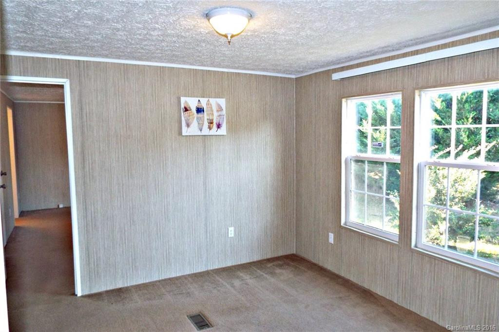 5795 Kaylas Ridge Road - Photo 4
