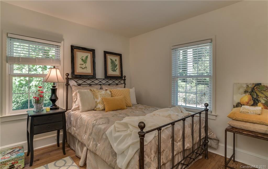 327 Sycamore Drive - Photo 13