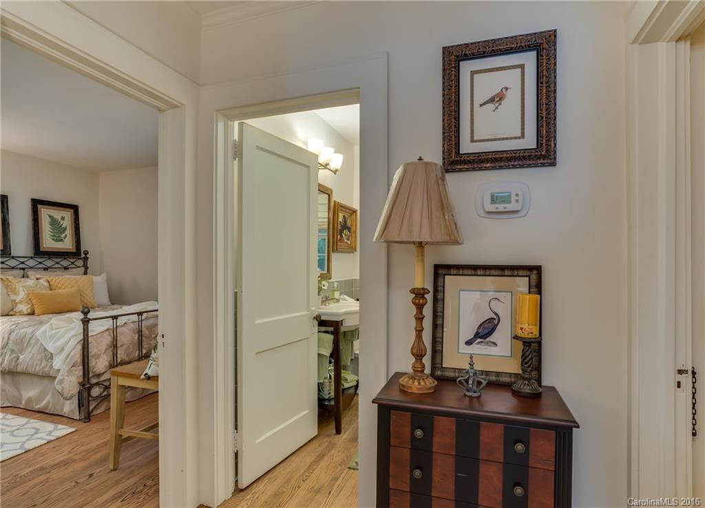 327 Sycamore Drive - Photo 17