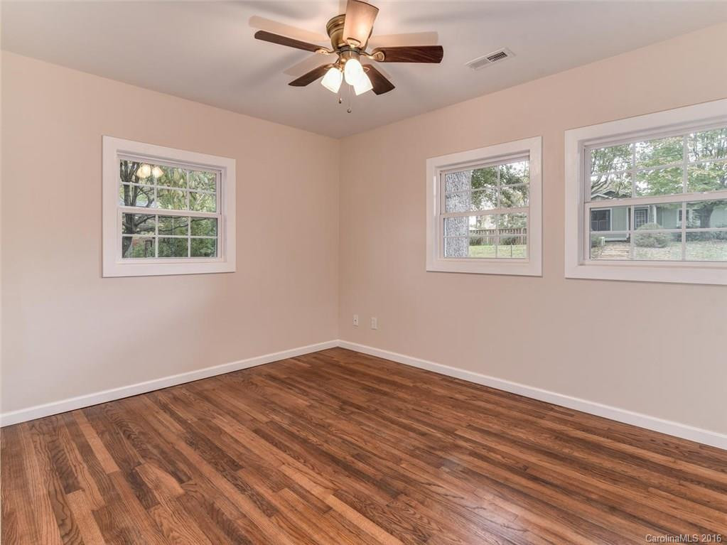 140 Carrier Street - Photo 15