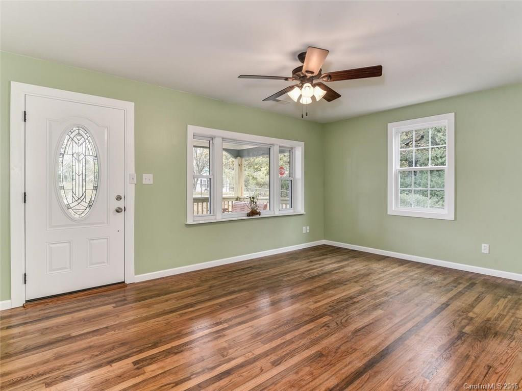 140 Carrier Street - Photo 4